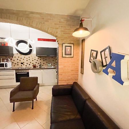 Incortedafabio Design Flat With Bikes Caronno Pertusella Экстерьер фото